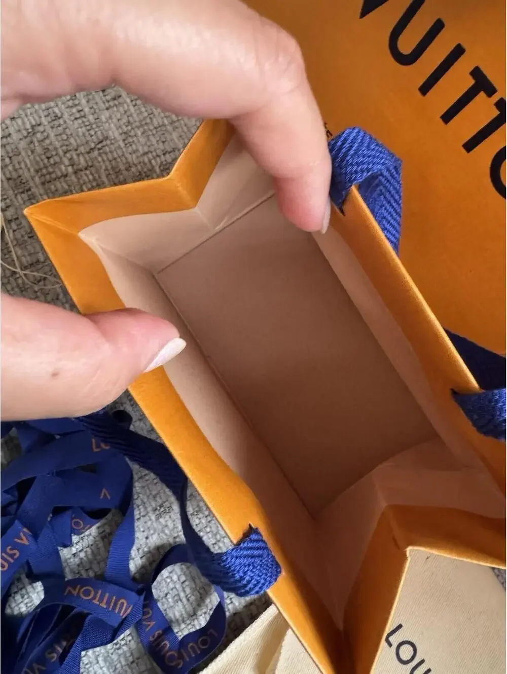 Louis Vuitton 3 Paper Shopping Bags + Wallet Dust Bag + Ribbon and gift note